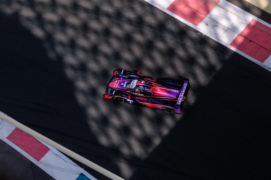 Otte timer til at sikre mesterskabet for Malthe Jakobsen og Crowdstrike Racing by APR.
(Foto: Algarve Pro Racing)